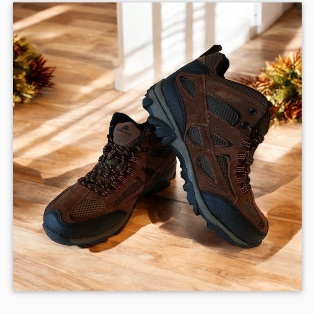 OzarkTrail forest Vented Waterproof Leather Hiker Boot Sz 9-Women-Men-7-Like Ne - Picture 3 of 14